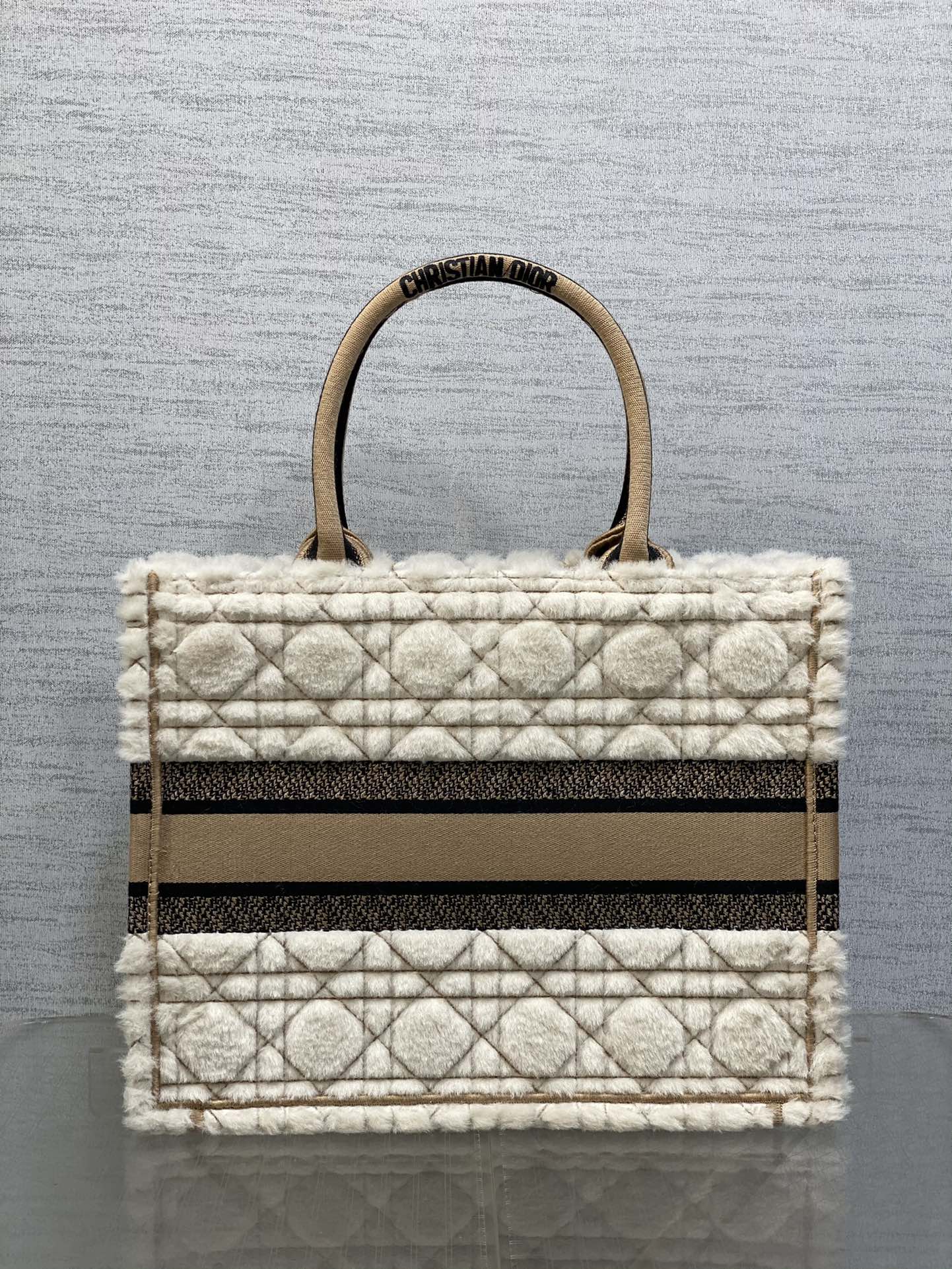 迪D家-Book tote 毛絨米白色 中號