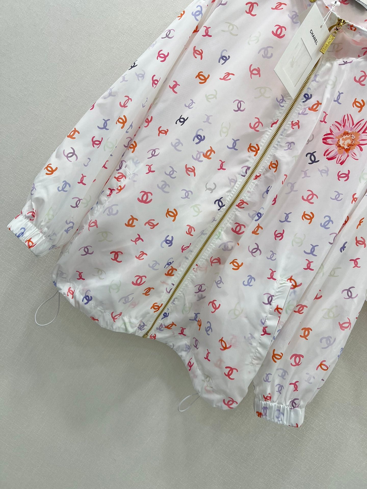 小香家-2404 印花防曬衣撞色套裝 白色