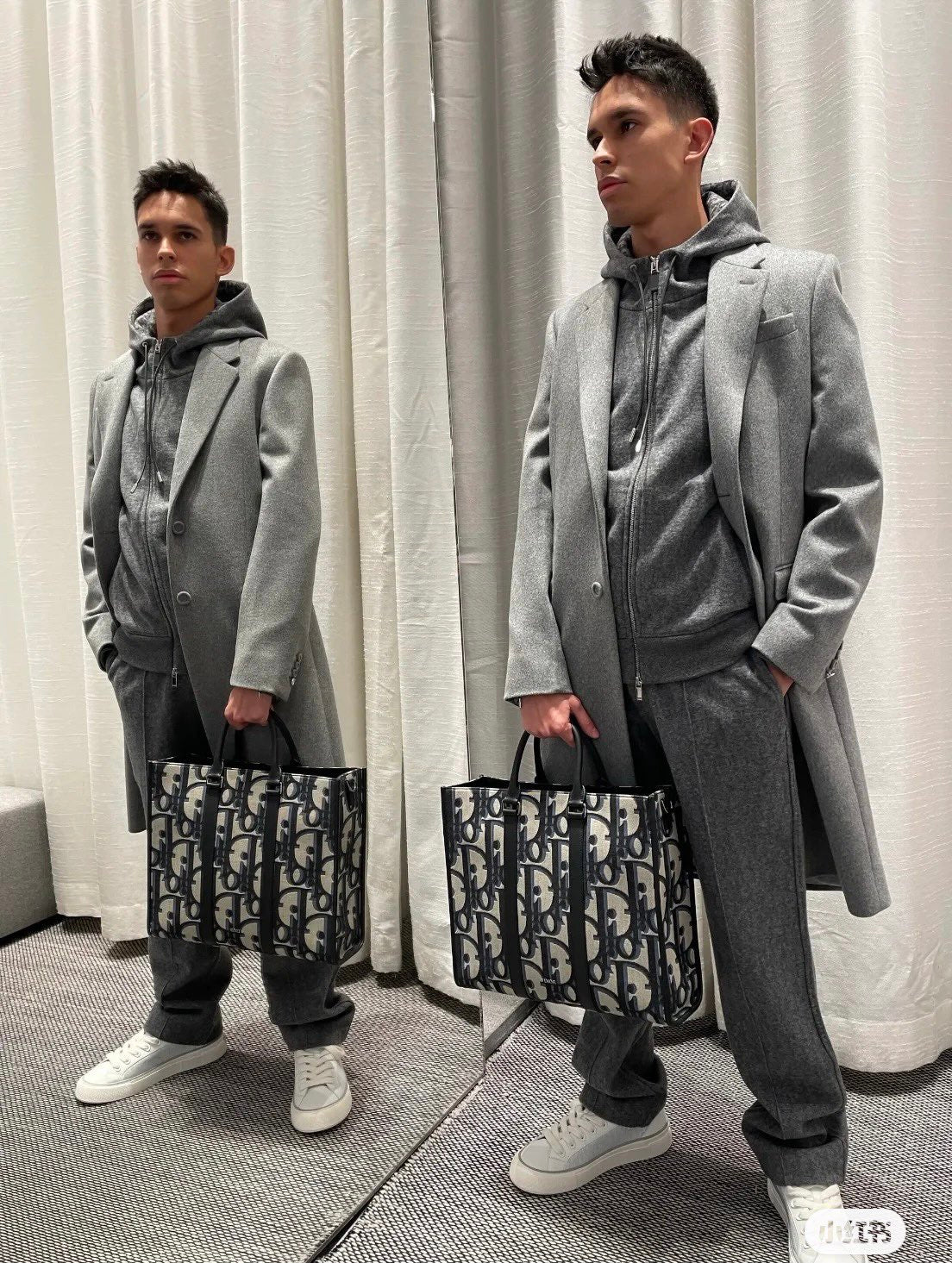 迪D家-Dior Oblique 橫向托特包 男款 米色