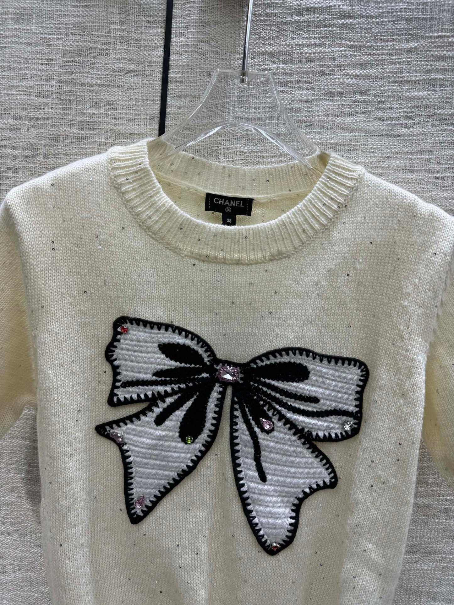 小香家-2403 刺繡蝴蝶結圖案針織短袖 杏色