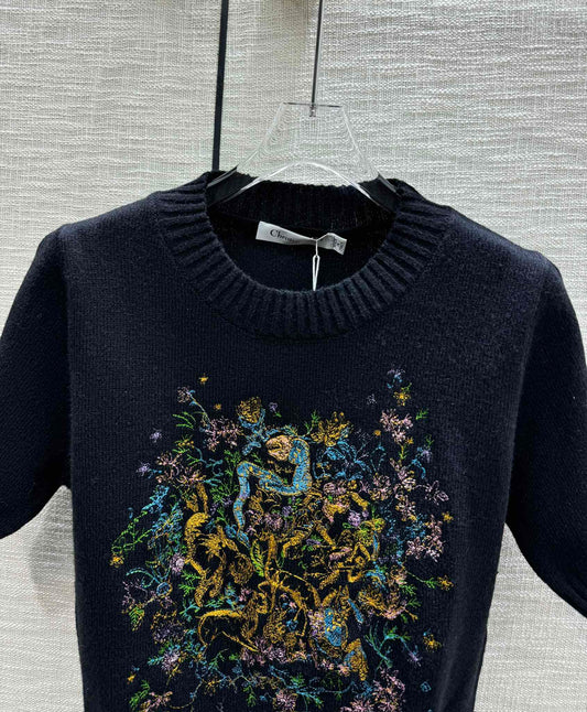 迪D家-2403 24早春最新系列重工刺繡針織短袖 黑色