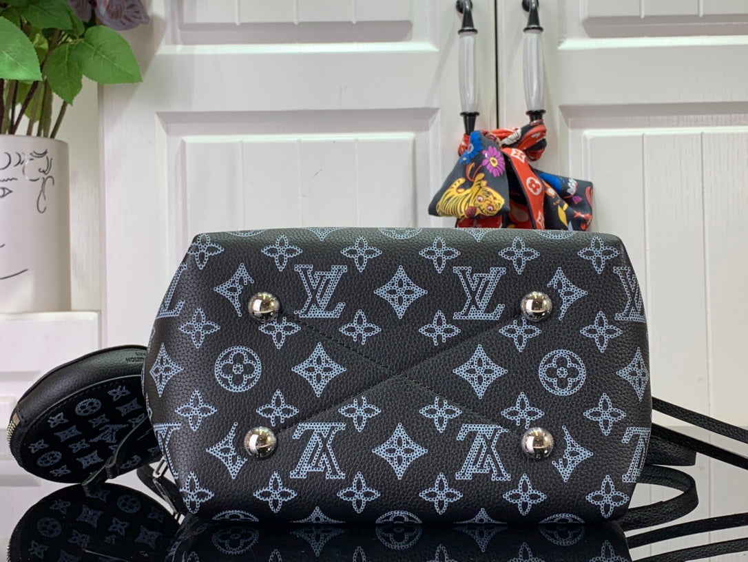 M59200 路L家-Bella Tote 手袋