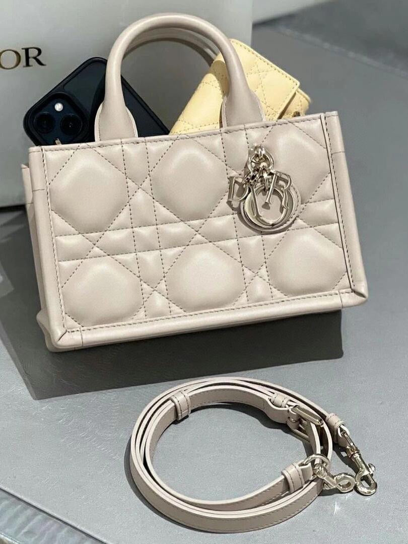 迪D家-Book Tote 背帶托特包 粉杏色 Mini