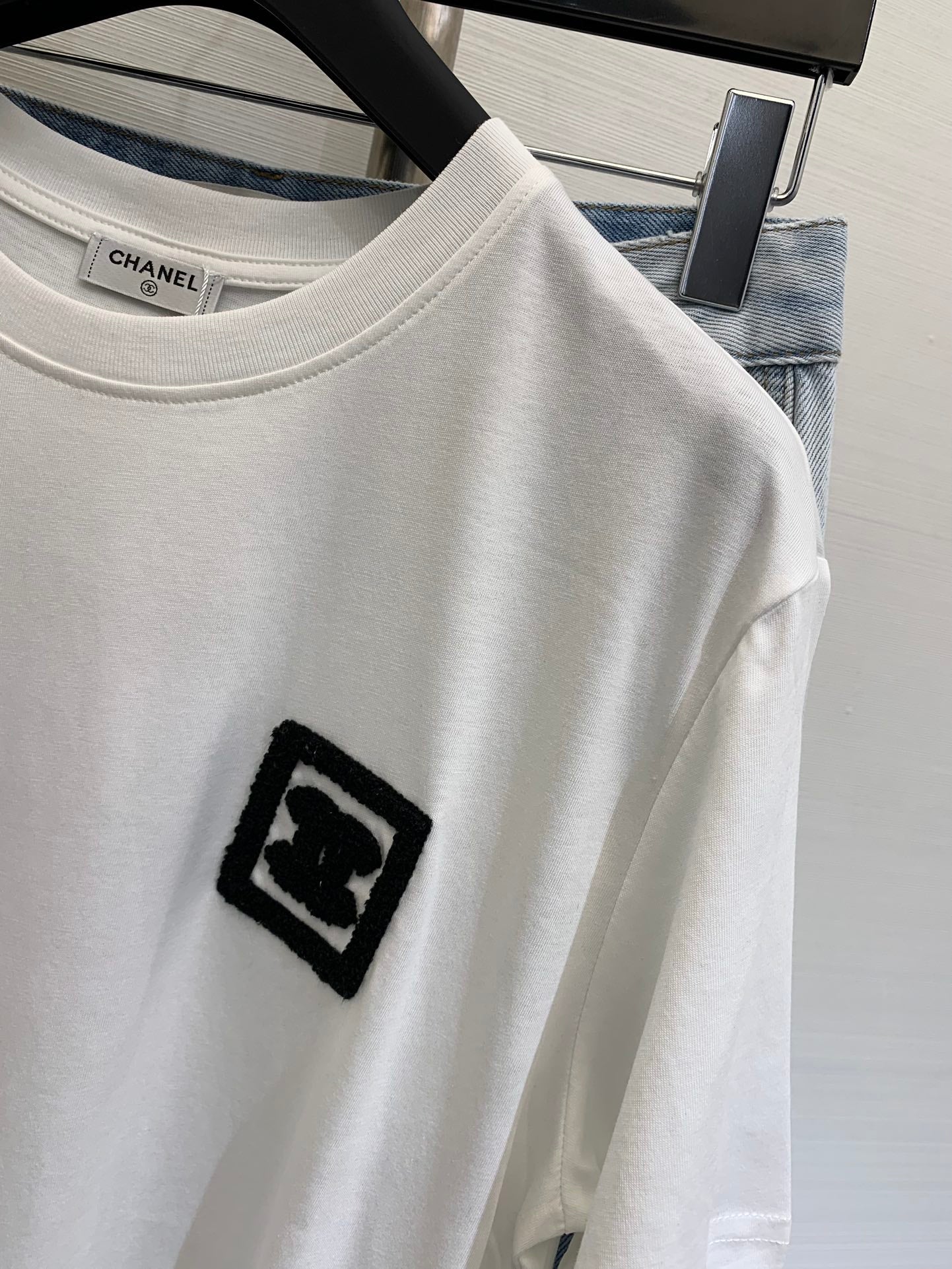 小香家-2404 春夏新款中古風毛巾繡方塊短袖 白色