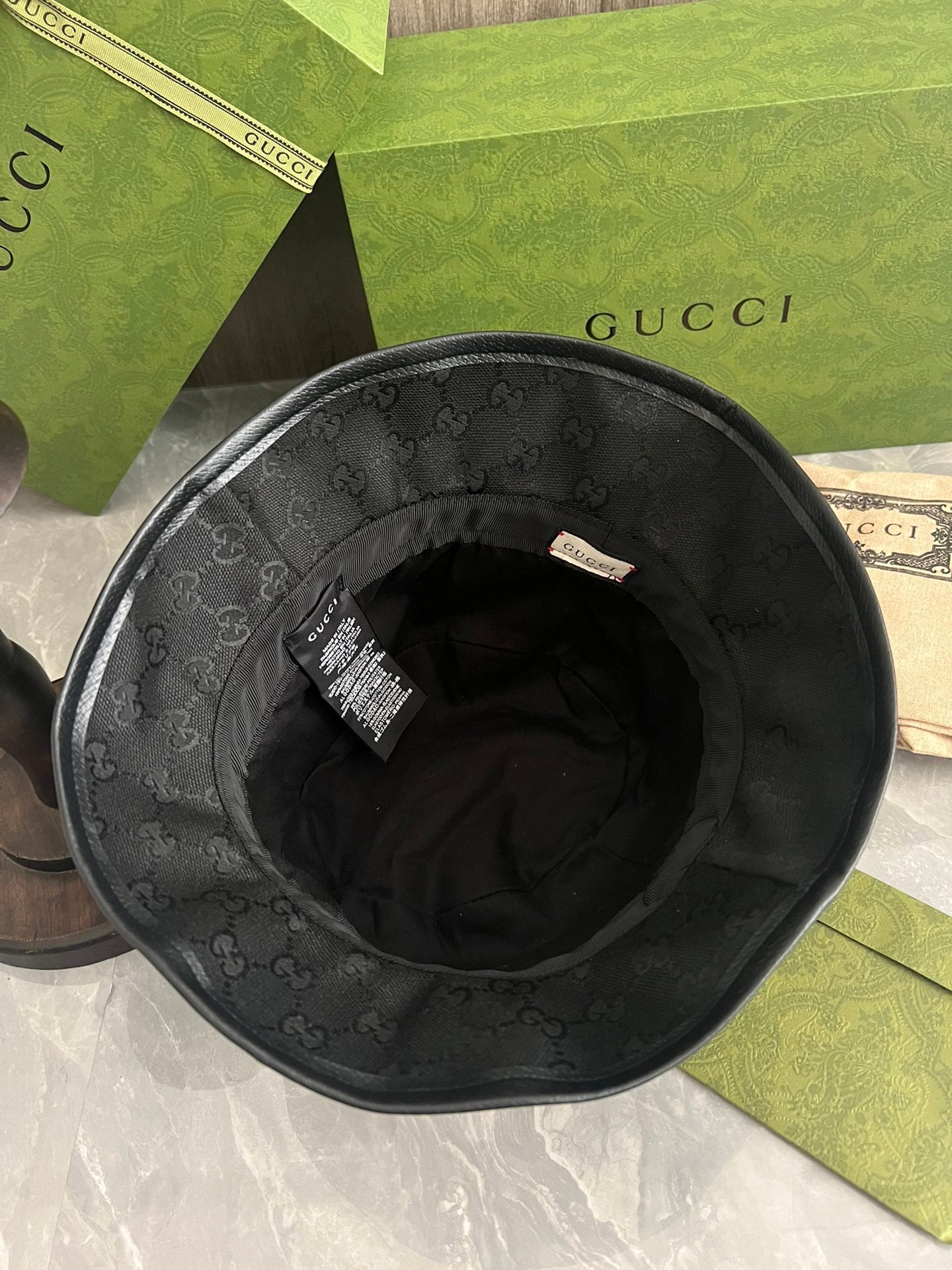 古G家-老花真皮金屬雙G字母漁夫帽 黑色
