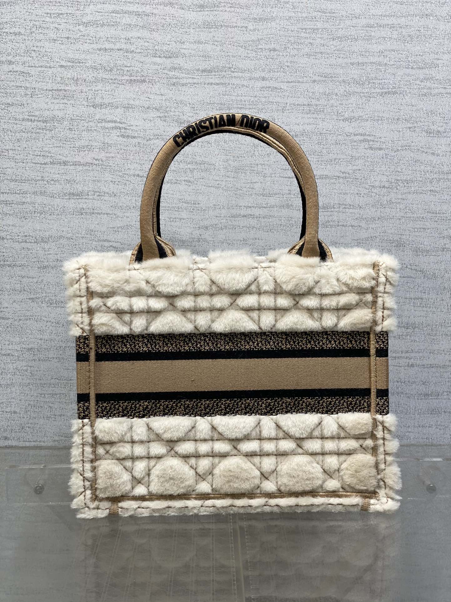 迪D家-Book tote 毛絨米白色 小號