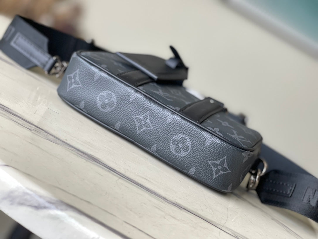M82770 路L家-Nano Porte Documents Voyage手袋 黑色男款