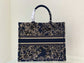 迪D家 Book Tote 刺繡天鵝絨和金屬光澤線 大號41.5cm