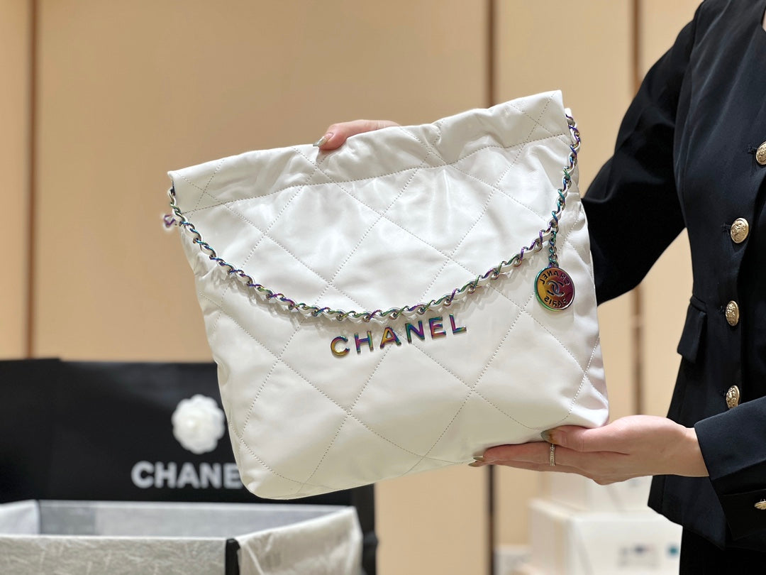 小香風-早春新款Chanel 22號手袋 白色大號