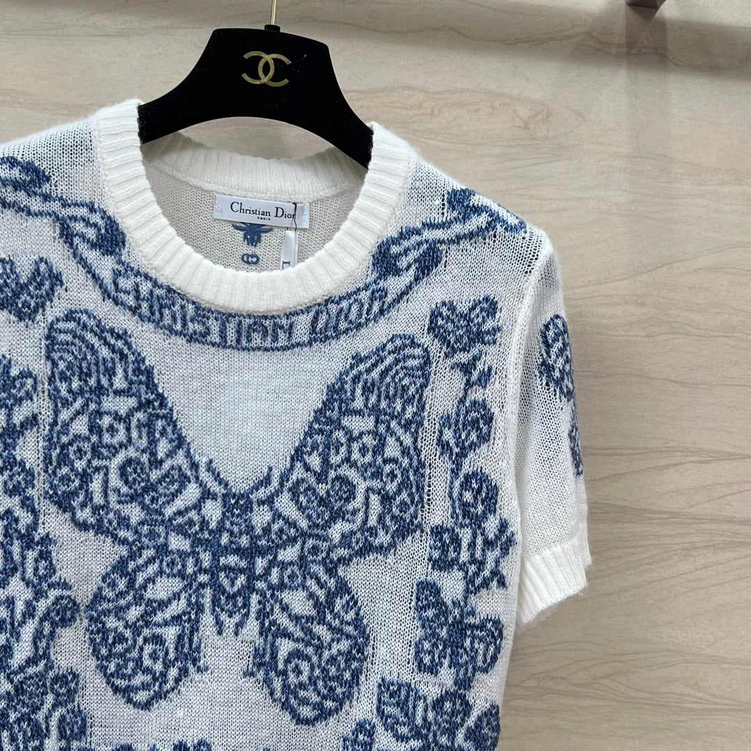 迪D家-2403 24早春新品重工蝴蝶花卉刺繡羊絨針織短袖上衣 白色