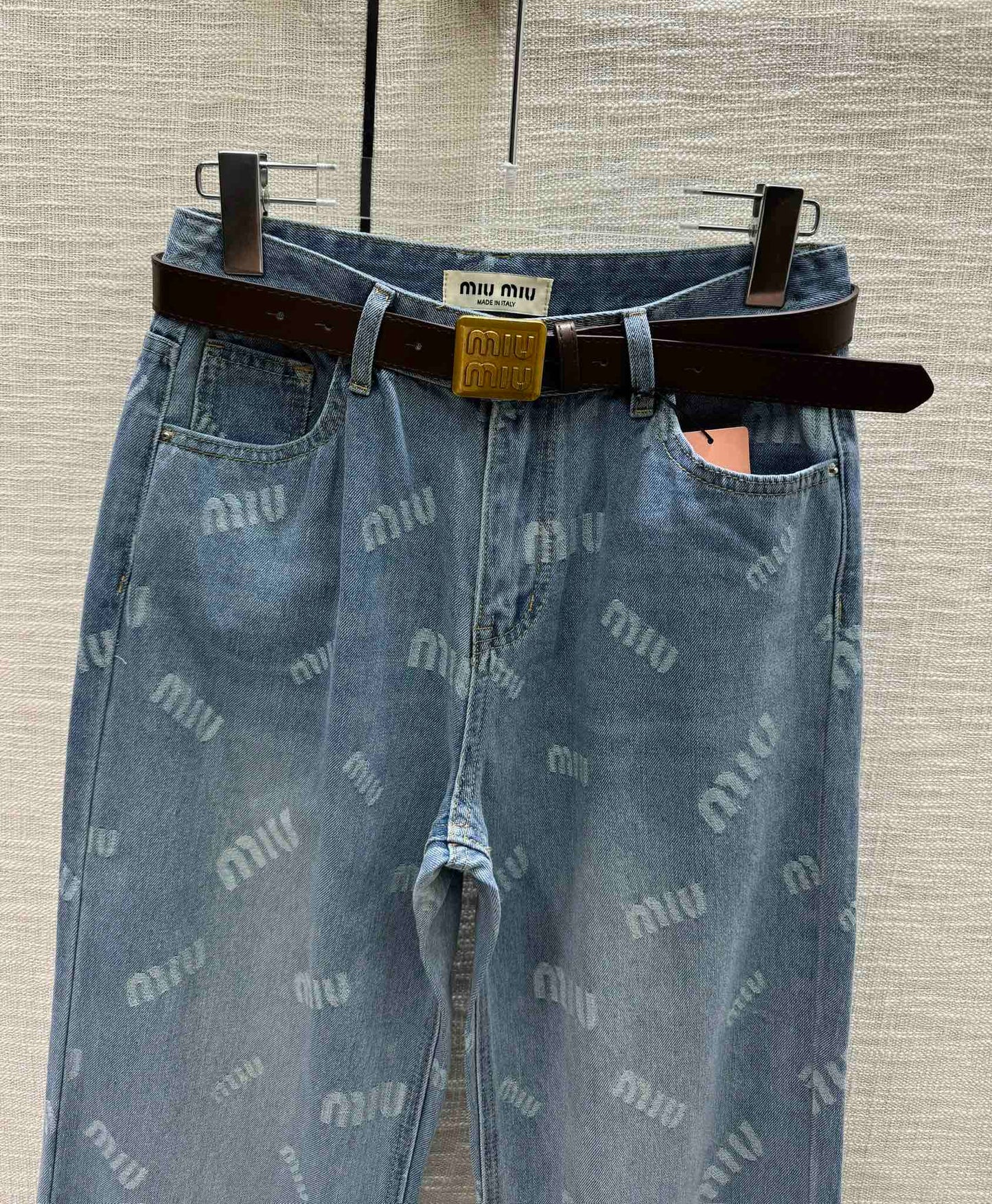 穆Ｍ家-2404 撞色logo高腰直筒牛仔褲
