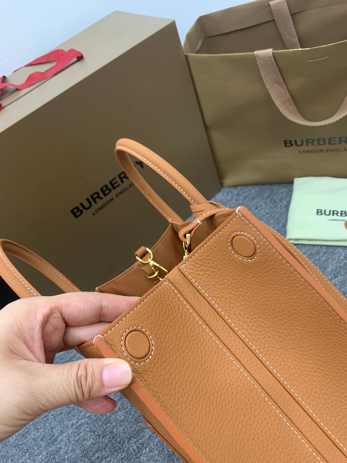 巴B家-Frances 粒紋皮革托特包 棕色 32CM