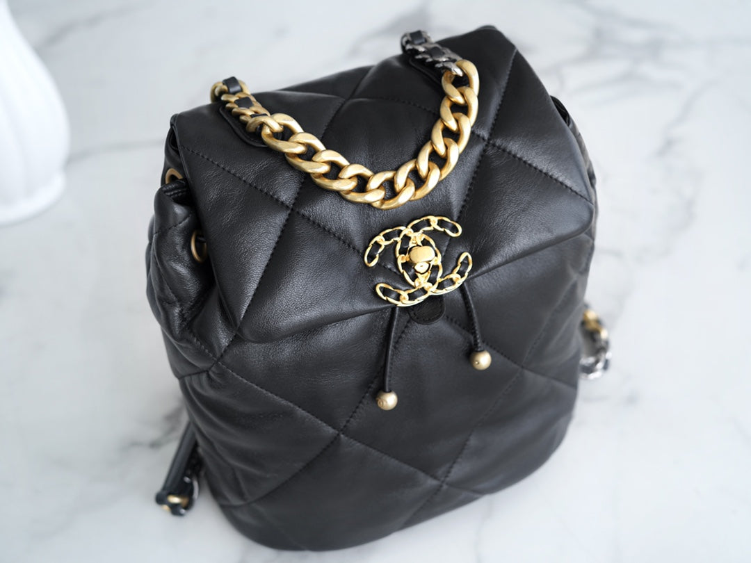 小香家- Chanel 24C 19bag 雙肩後背包 黑色