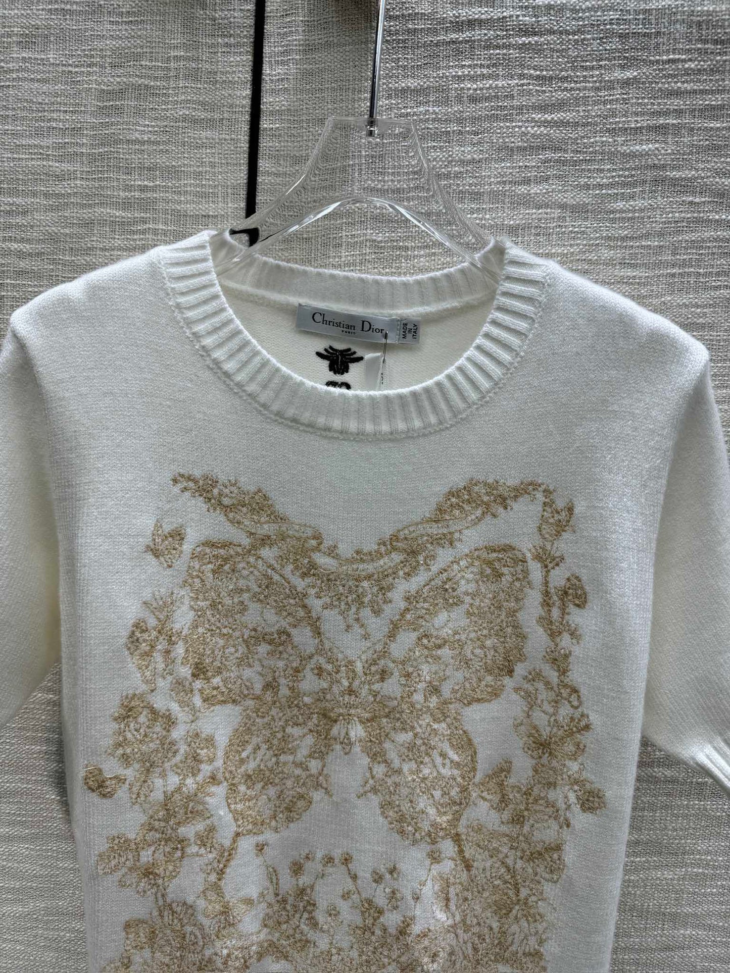 迪D家-2403 花花蝴蝶系列刺繡針織短袖 白色