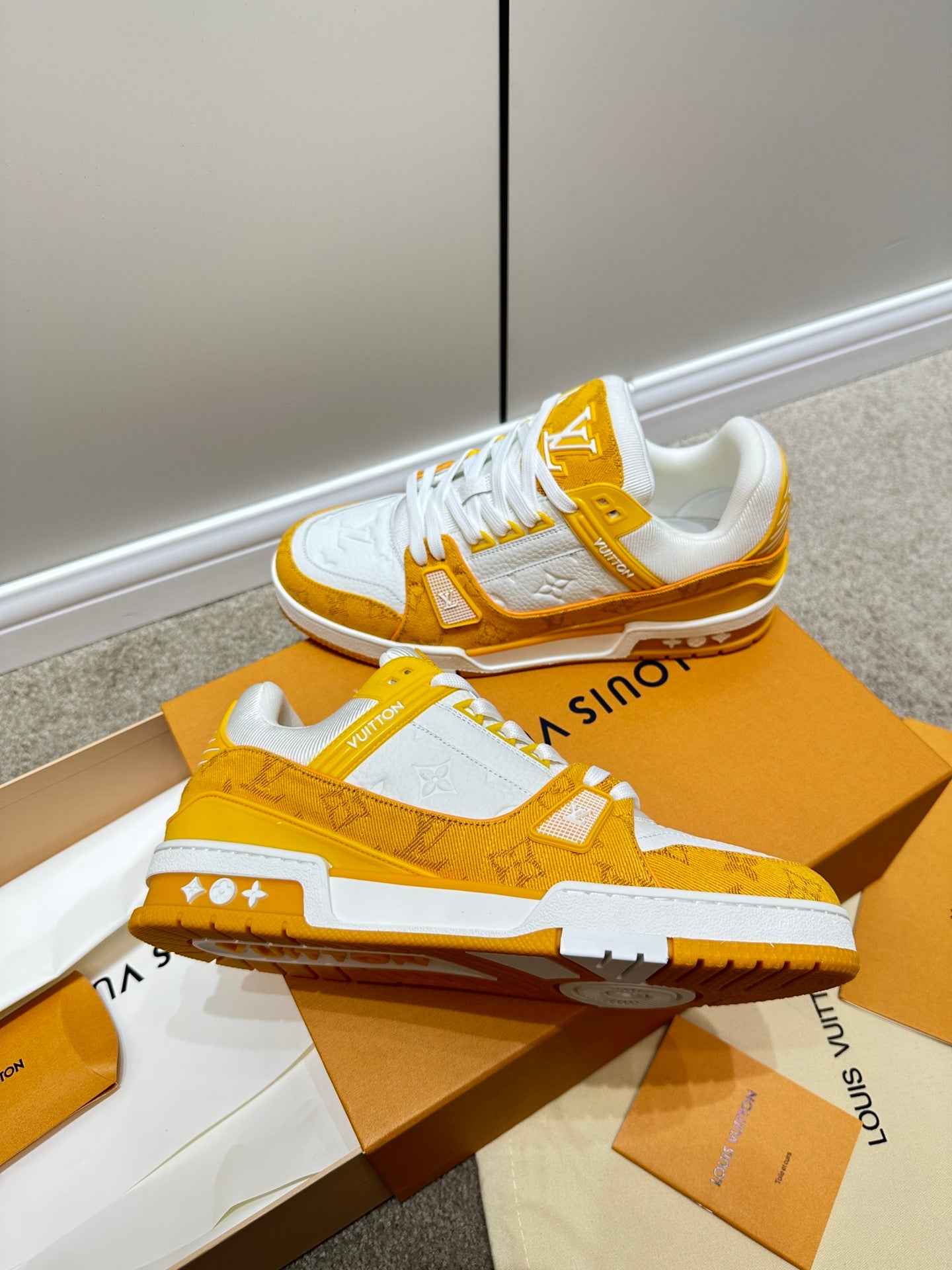 路L家-Trainer 運動鞋 白黃色