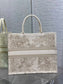 迪D家-BookTote 刺繡手袋 金絲喜鵲冬日花園系列 42x18x35cm