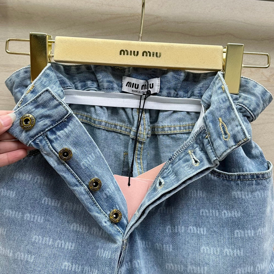 穆Ｍ家-2404 24早春新品印花logo字母牛仔短褲