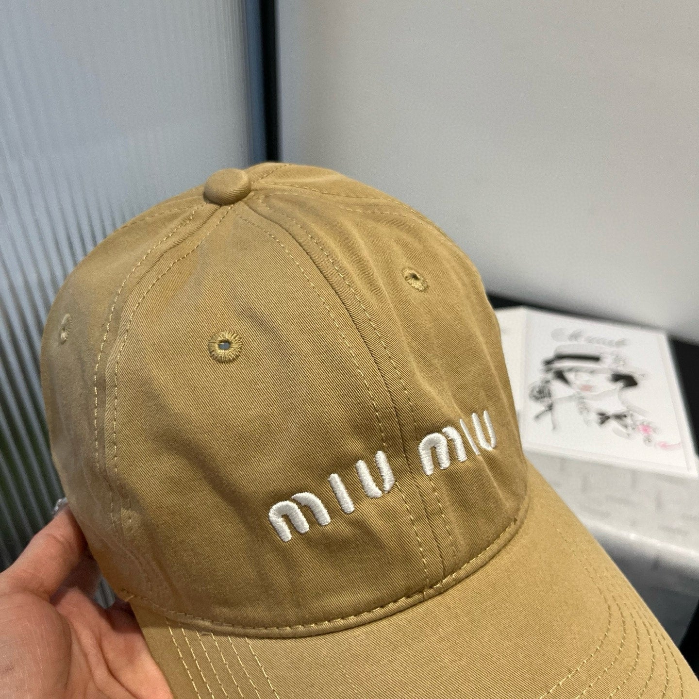 穆m家-刺繡LOGO棒球帽 黃棕色