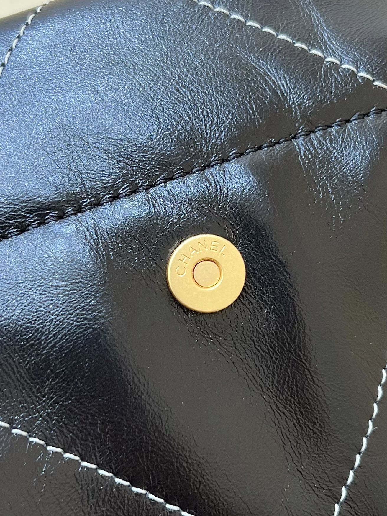 小香家-2023早春度假系列 22Bag 中號 黑色