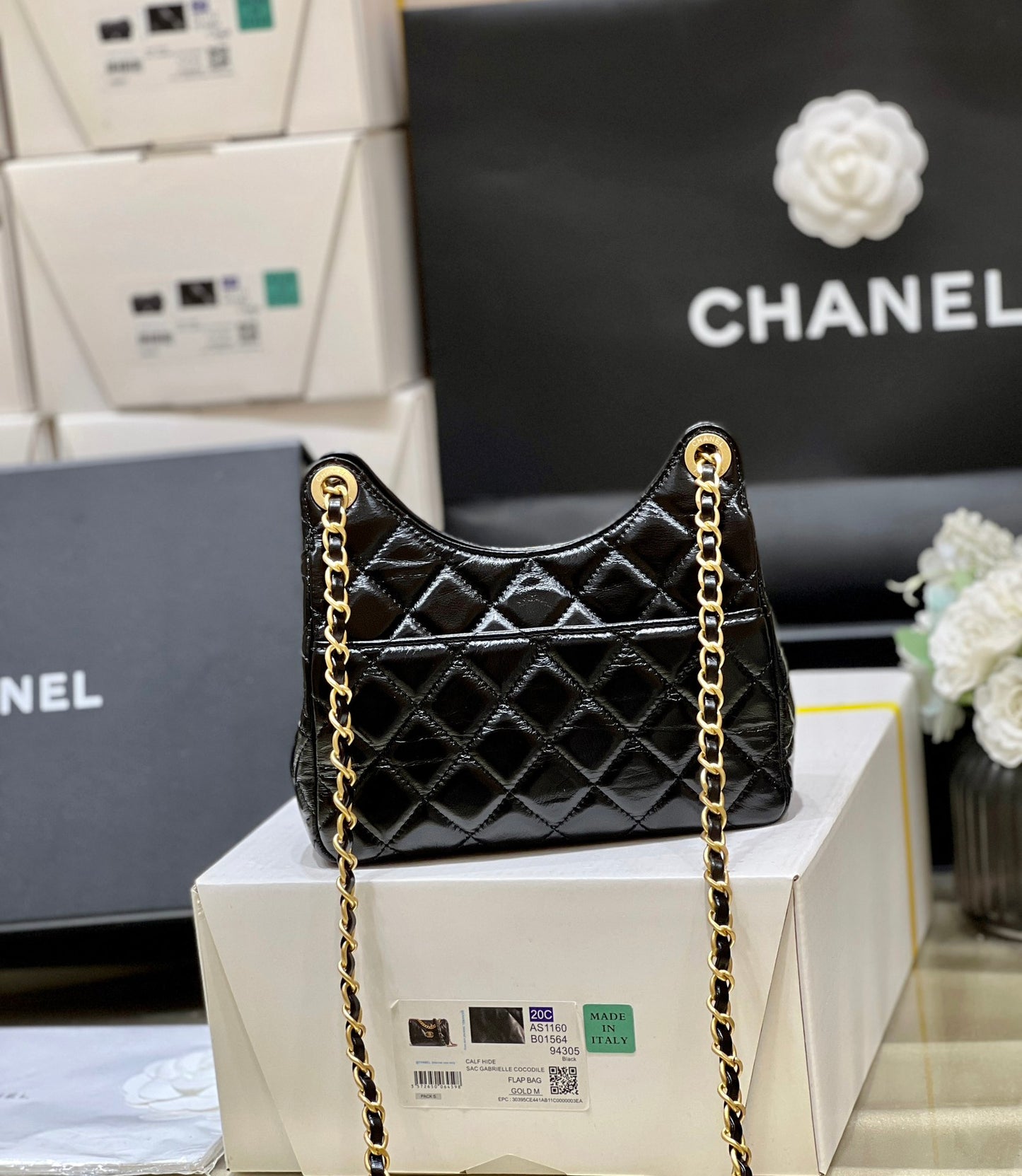 小香家-Chanel Hobo 23c早春款 油蠟皮黑色 小號