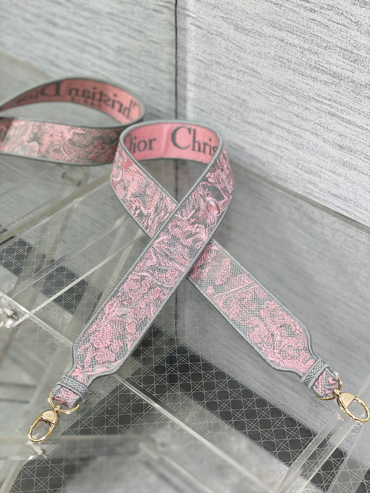 迪D家-Lady Sauvage茹伊印花刺繡系列 粉灰色 24cm