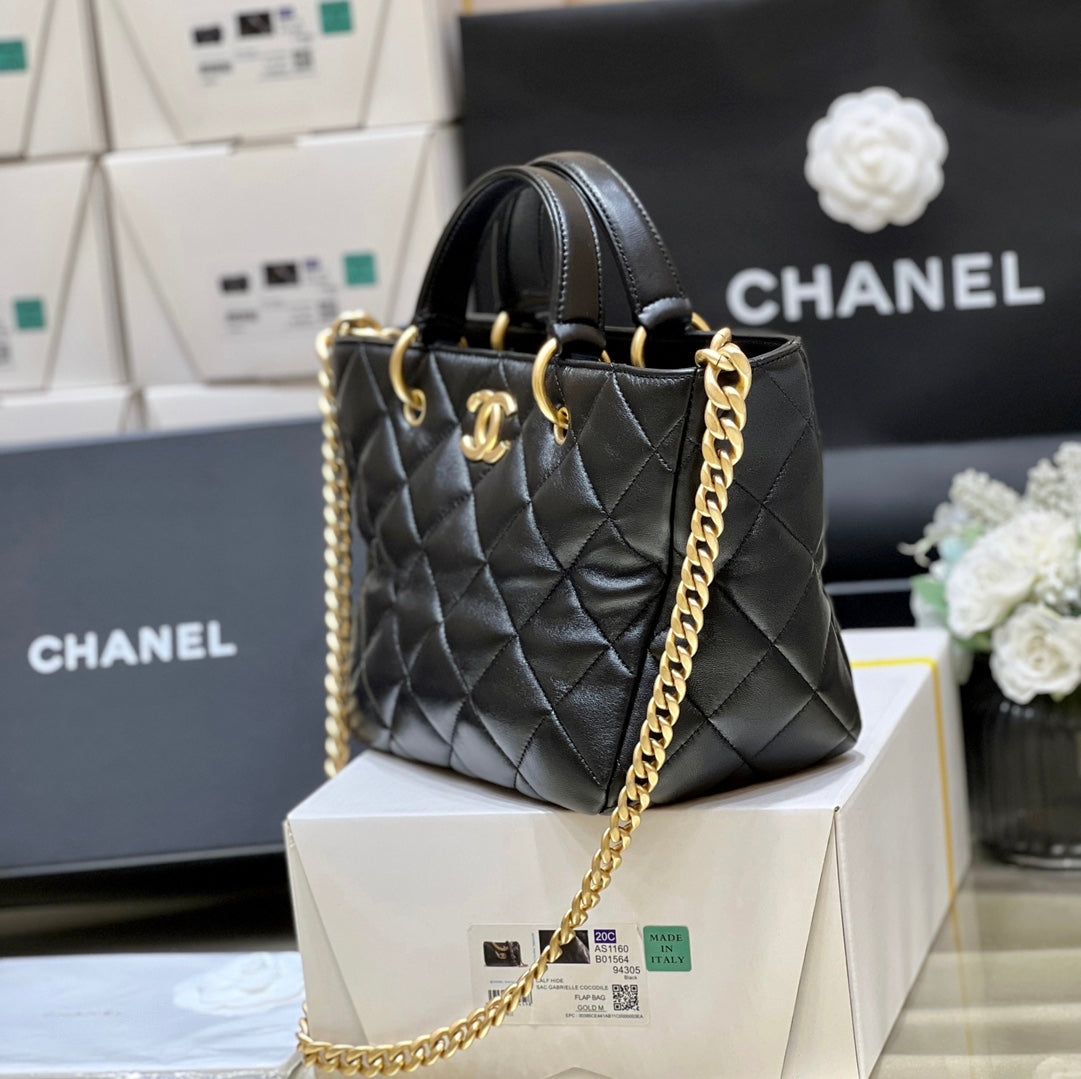 小香家-Chanel 23B 羊皮菜籃子tote斜背包/手提包 黑色
