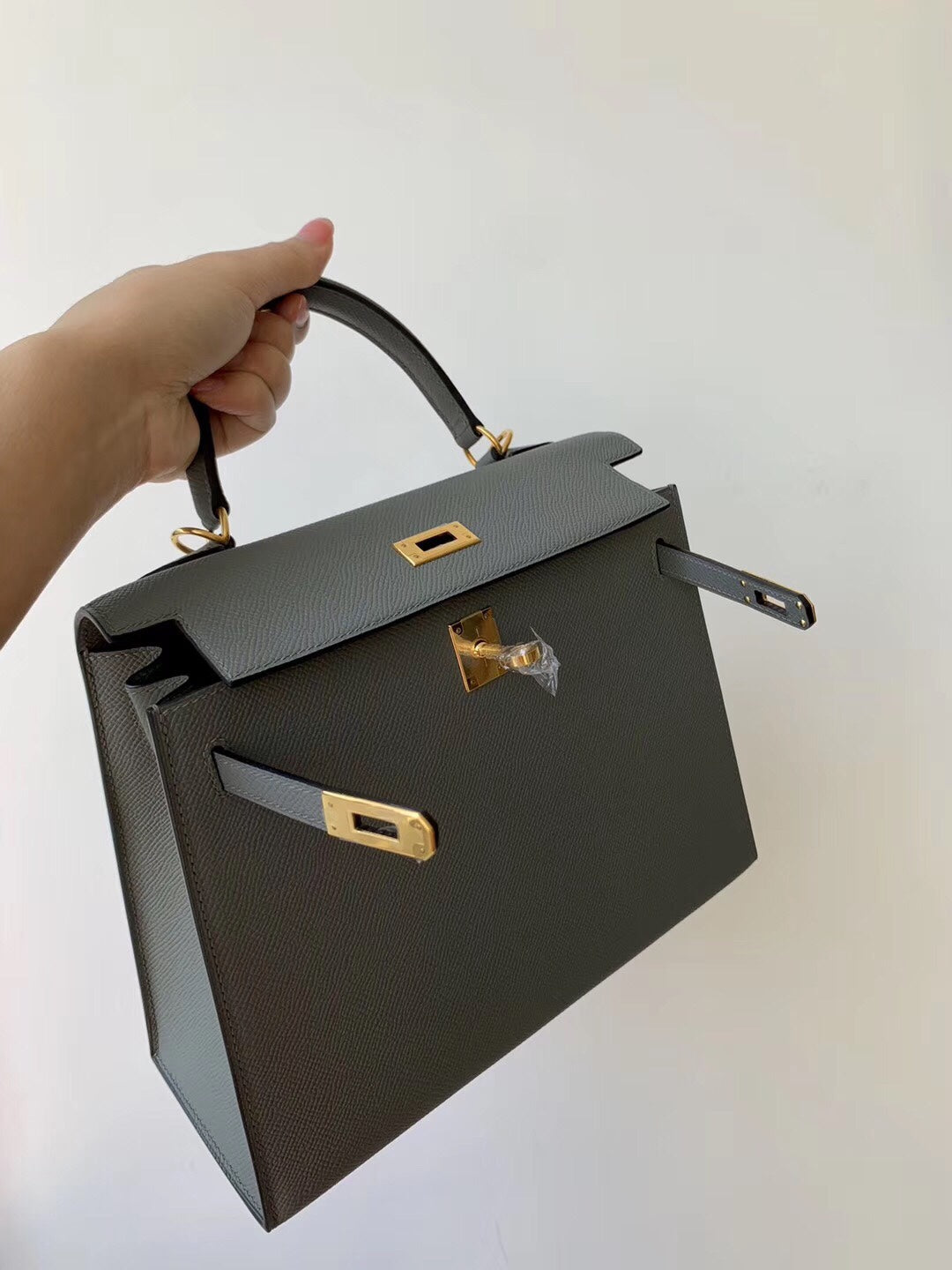 小愛款-Kelly 25 Epsom 63 杏仁綠 金扣