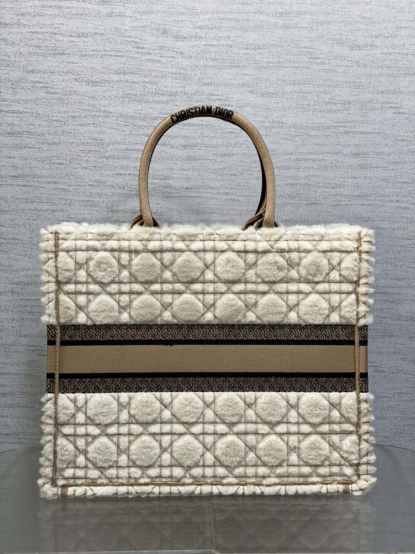 迪D家-Book tote 毛絨米白色 大號