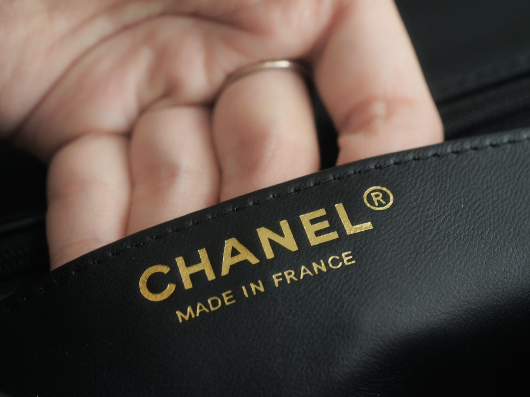 小香家-Chanel CF Mini 經典皮革穿繞雙c Logo 黑色