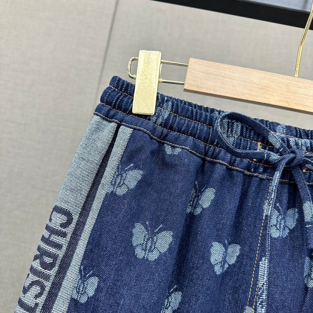 迪D家-2403 蝴蝶字母印花工藝牛仔褲