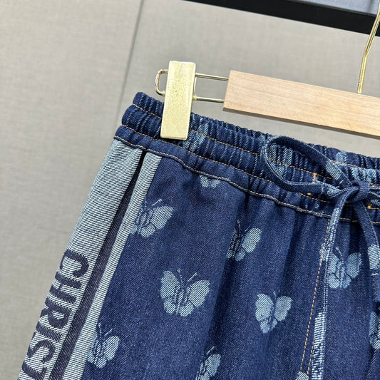 迪D家-2403 蝴蝶字母印花工藝牛仔褲