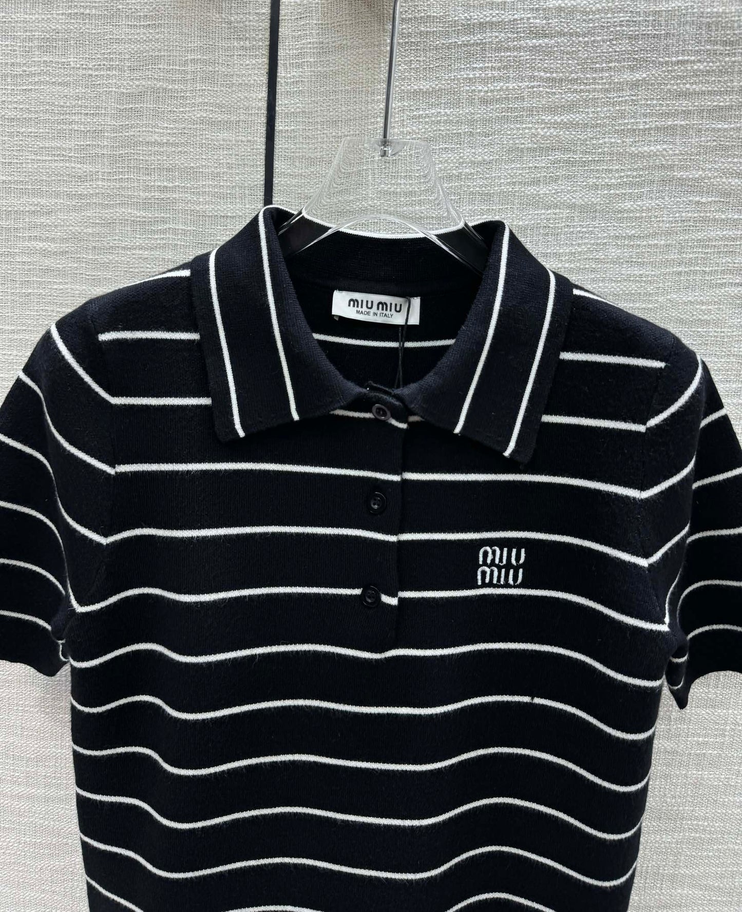穆M家-2404 撞色條紋polo領針織短袖 黑色