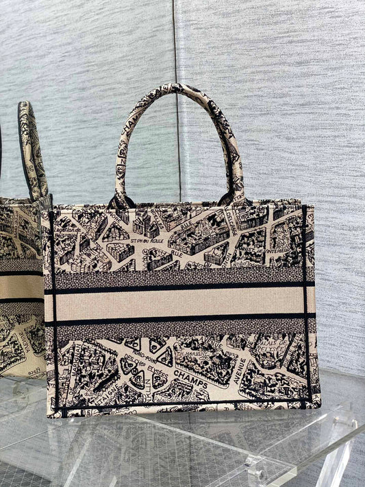 迪D家-Book Tote 2023春夏系列 巴黎地圖刺繡 米白色 中號