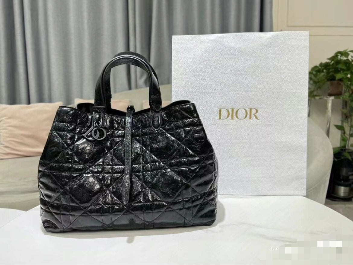 迪D家-Dior D-Joy 藤格裂紋中號 油蠟黑