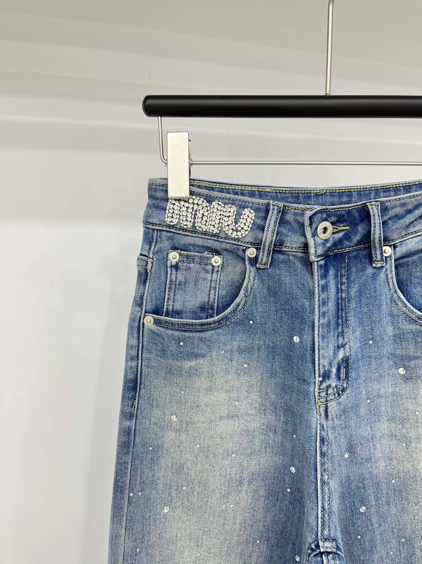 穆M家-2404  重工燙鑽手工牛仔褲