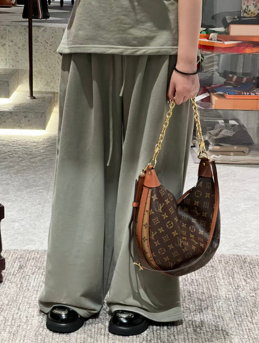 M46311 路L家-Loop Hobo Monogram大型半月包