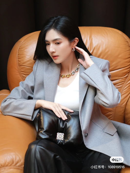 羅L威-2023 Puffer Goya羊皮手袋 黑色