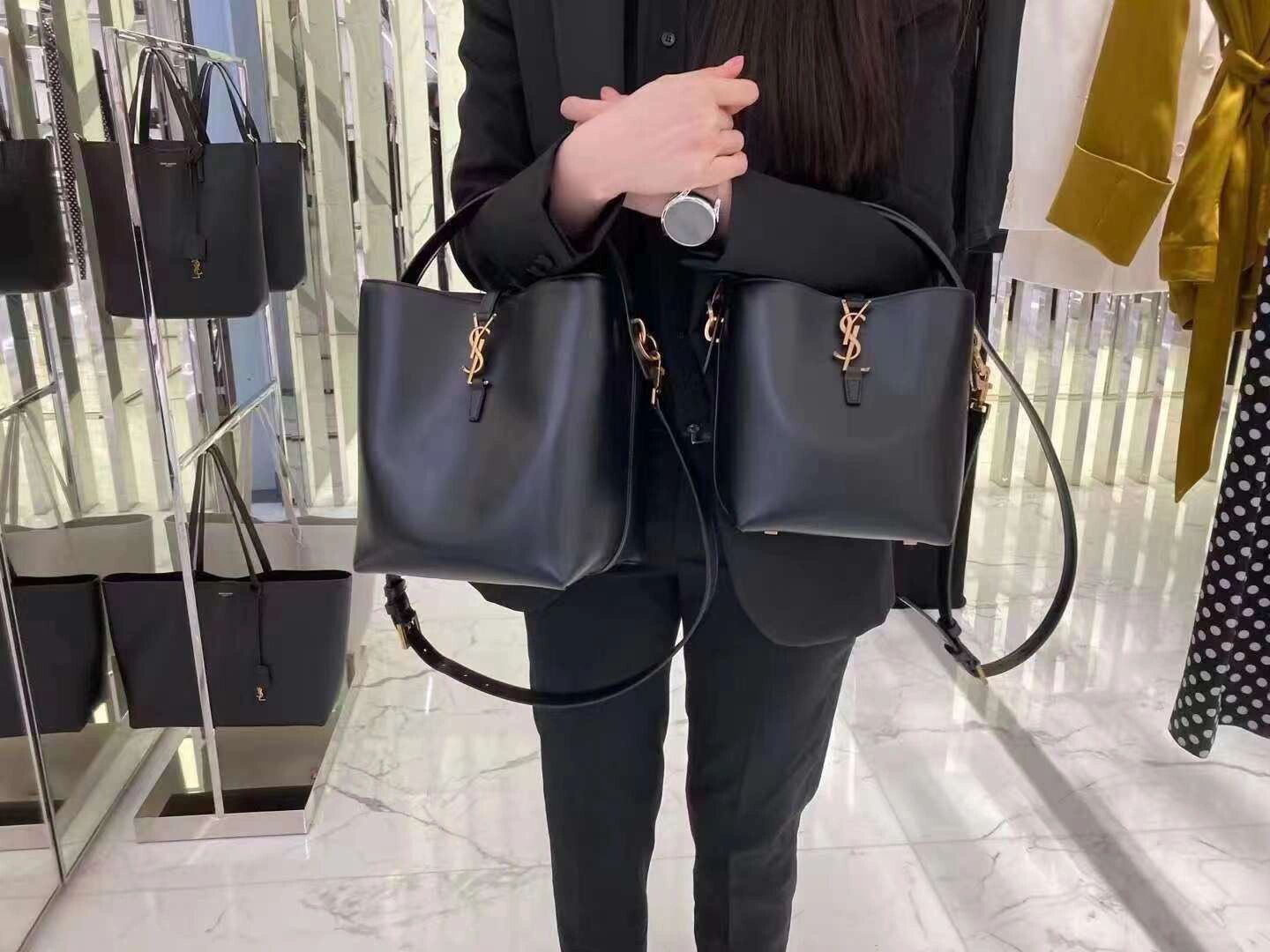 熱銷款 聖Y羅-Le 37水桶包 小號 黑色