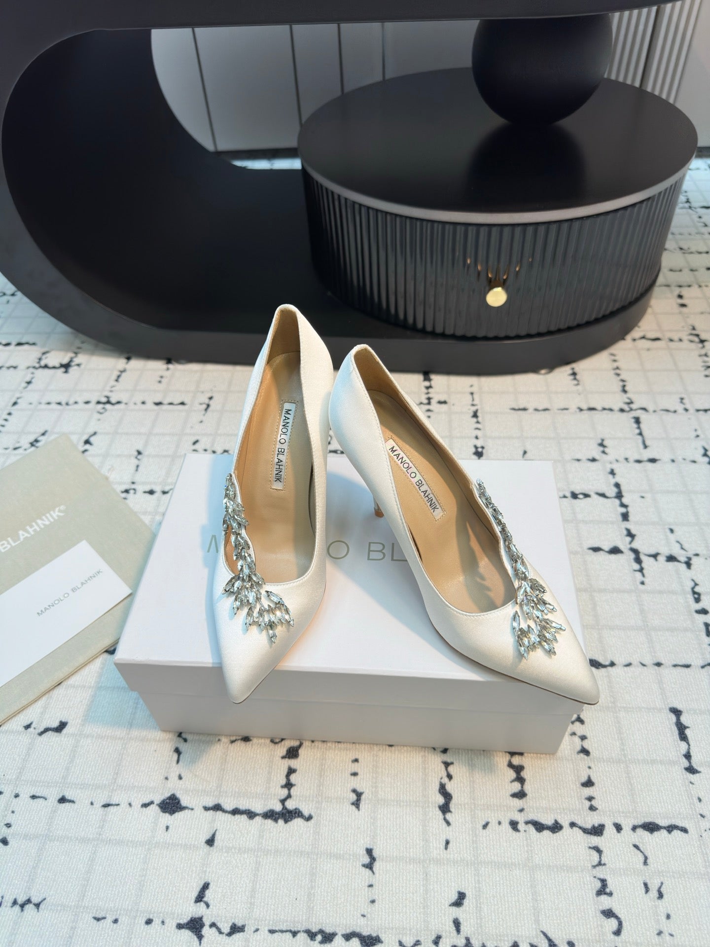 Manolo Blahnik-2024 高跟鞋 白色