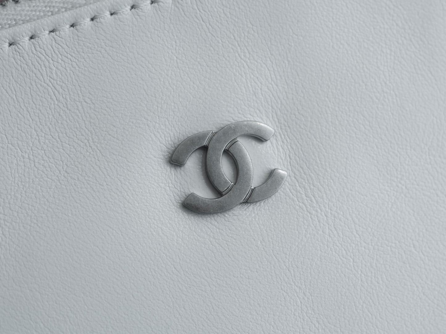 小香家-Chanel 22號手袋 白銀色中號