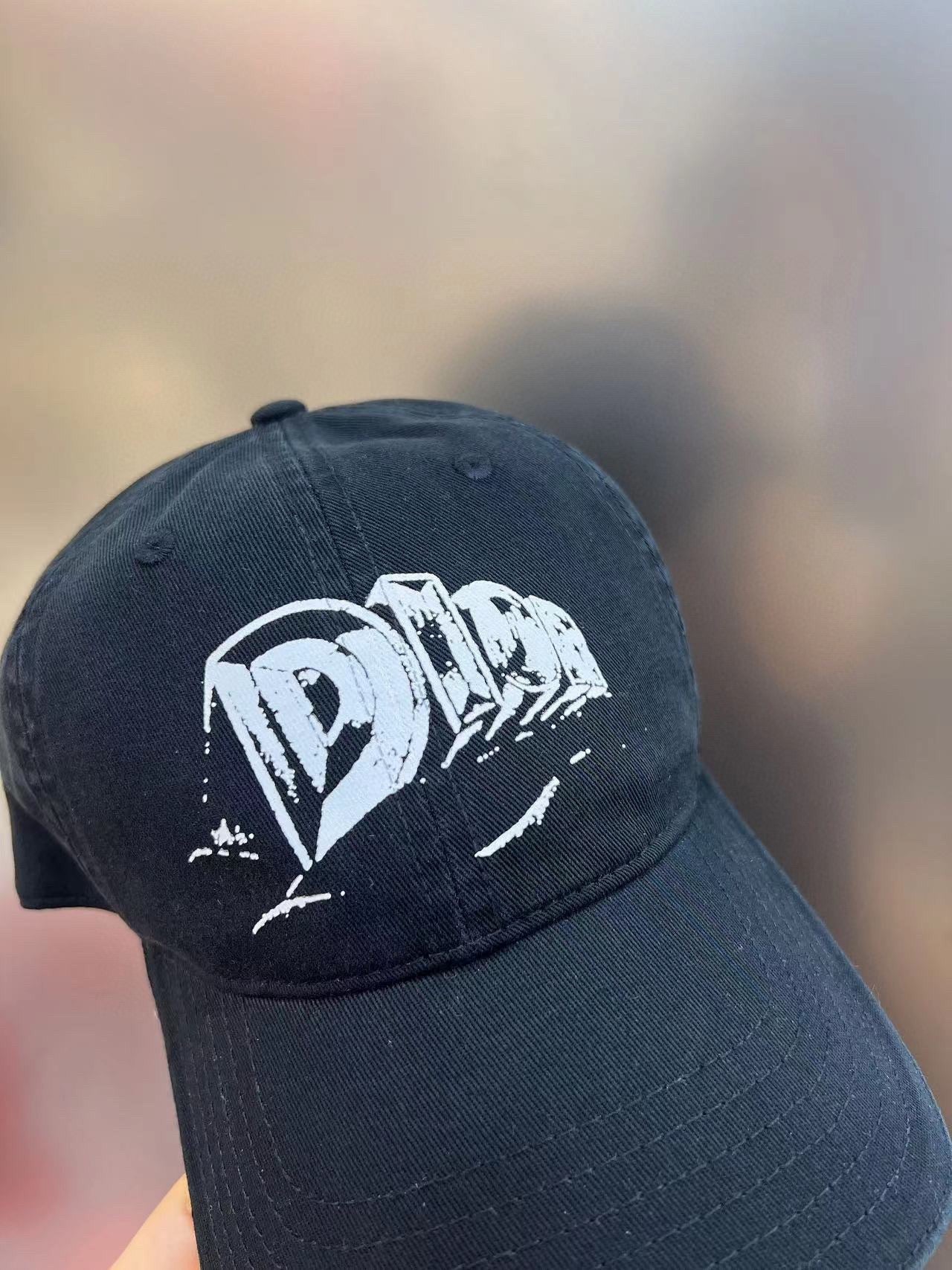 迪D家-官網新款塗鴉Logo棒球帽