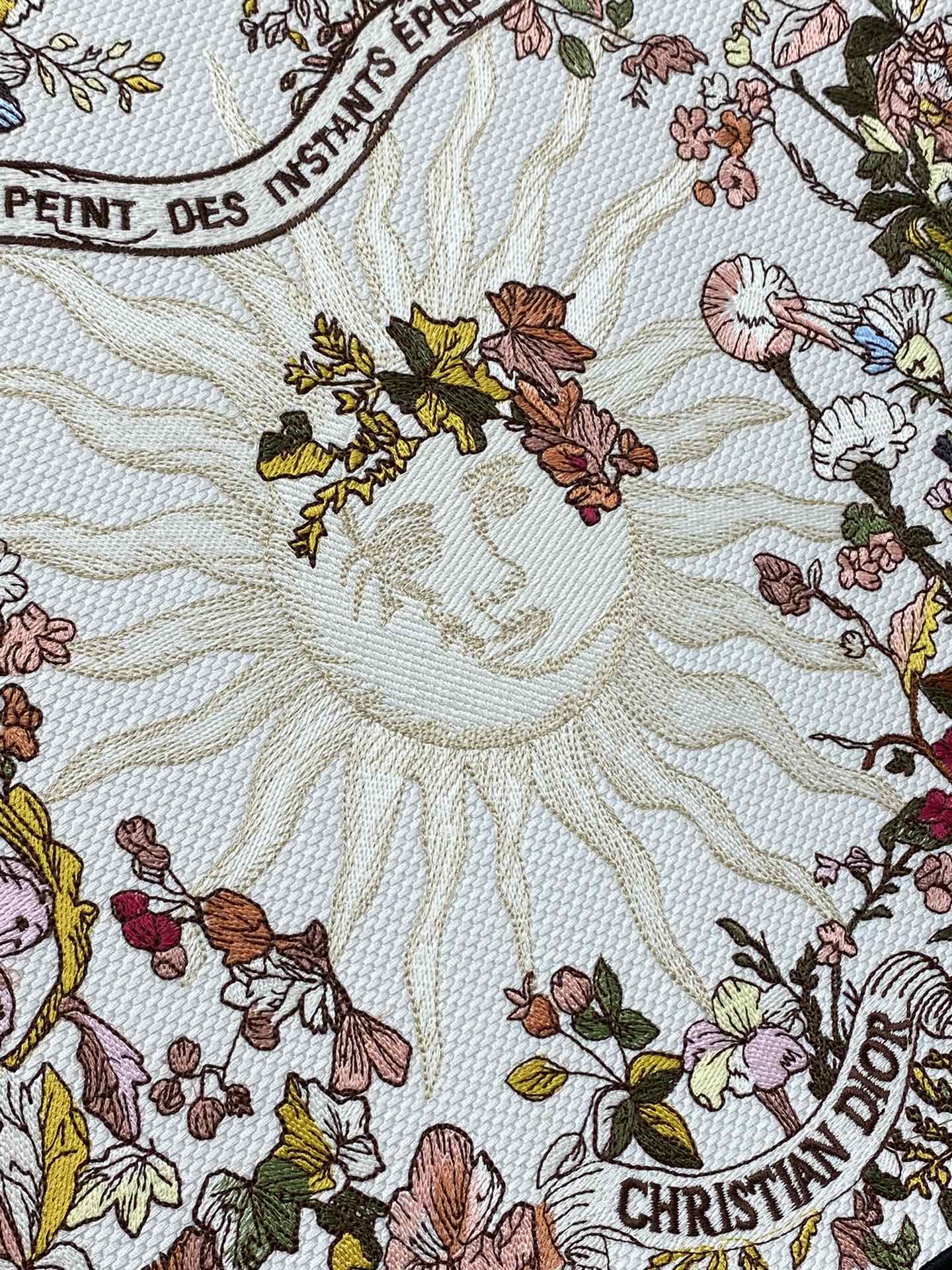 迪D家-2024春夏系列 Book Tote 太陽刺繡 白綠色 大號