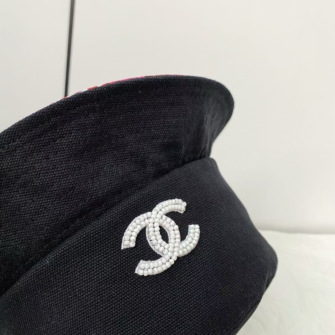 小香家-簡約刺繡Logo帆布漁夫帽 黑色