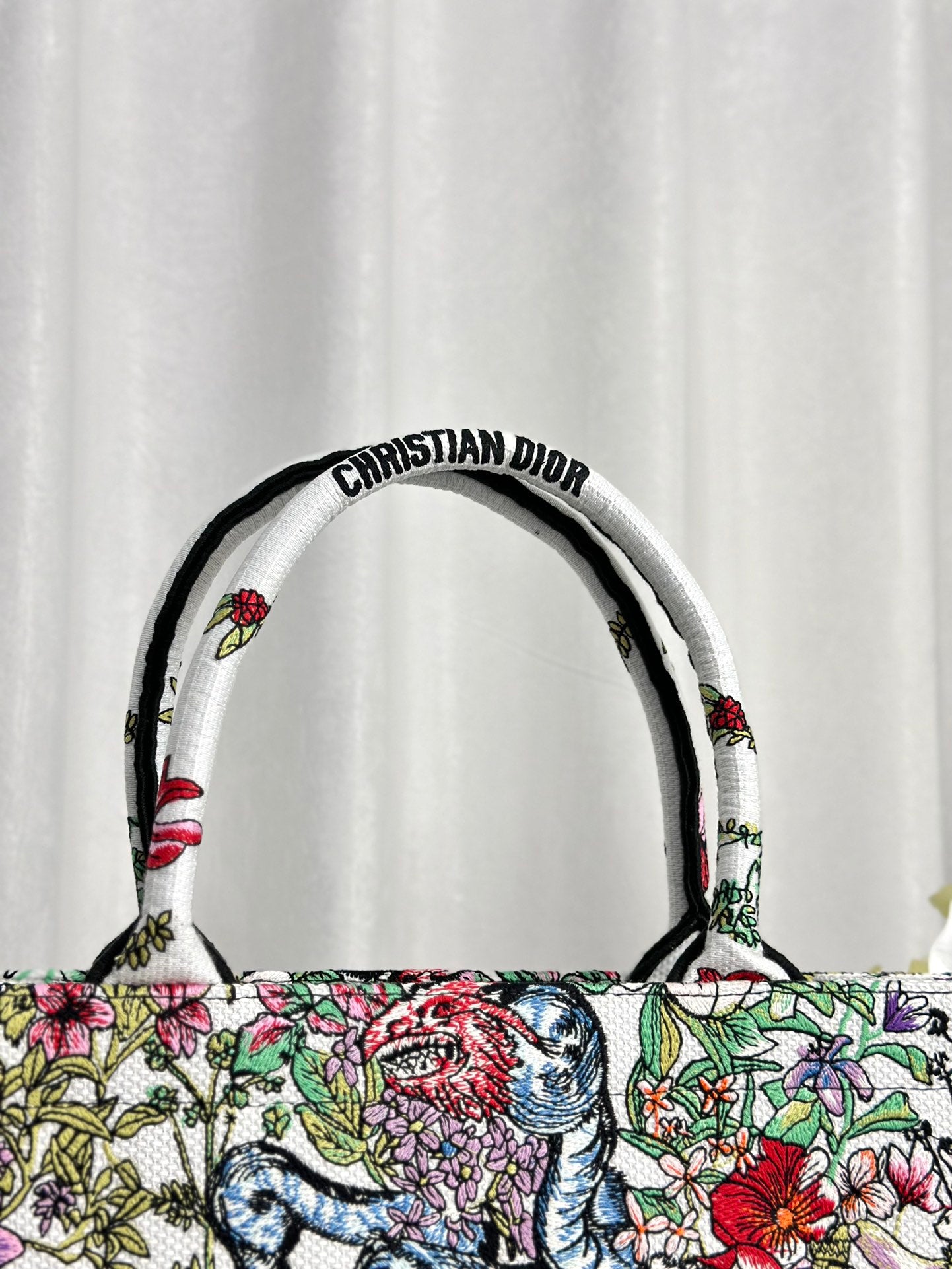 迪D家-Book Tote 白花刺繡 中號