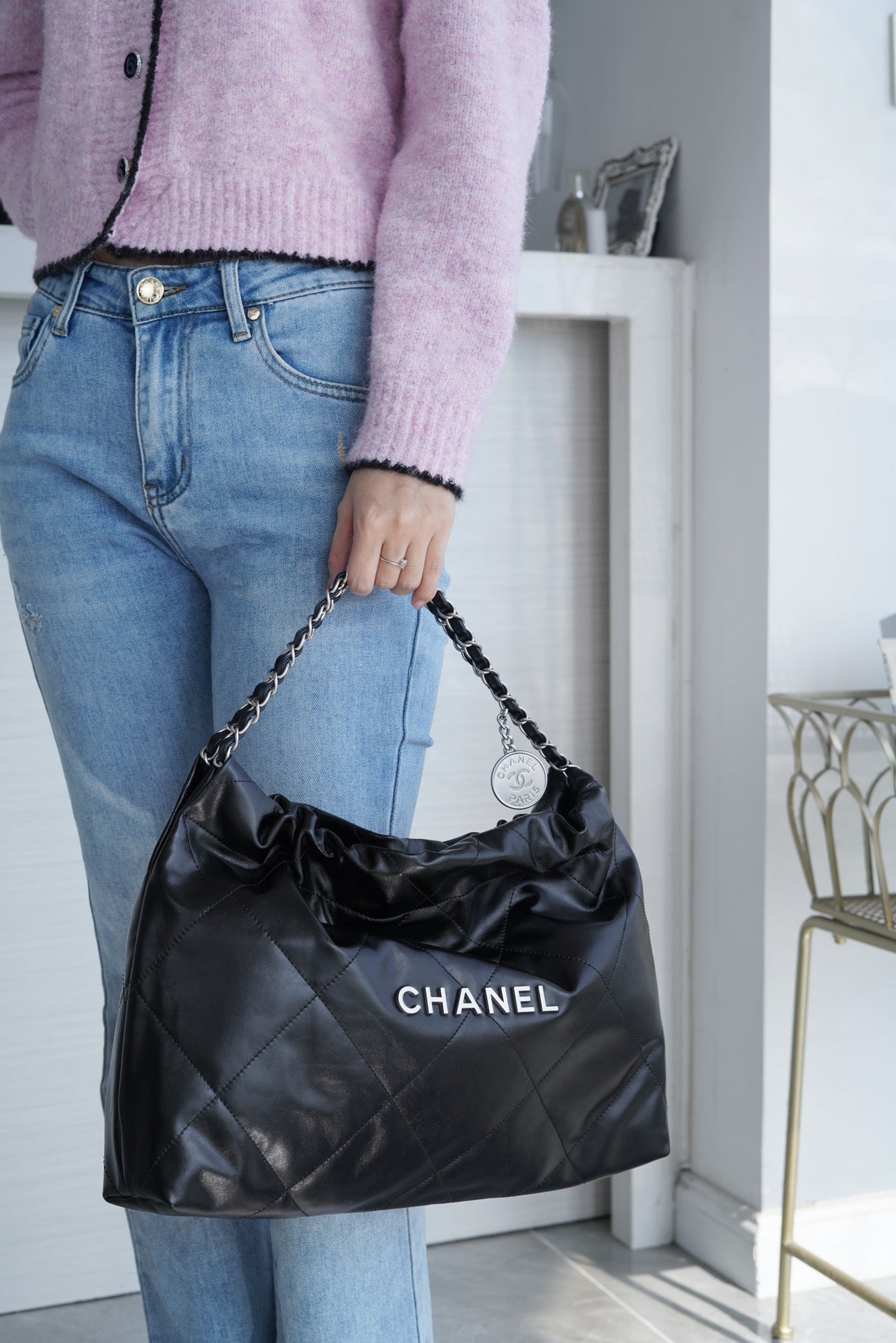小香家-Chanel 22號手袋 橫版 黑銀色