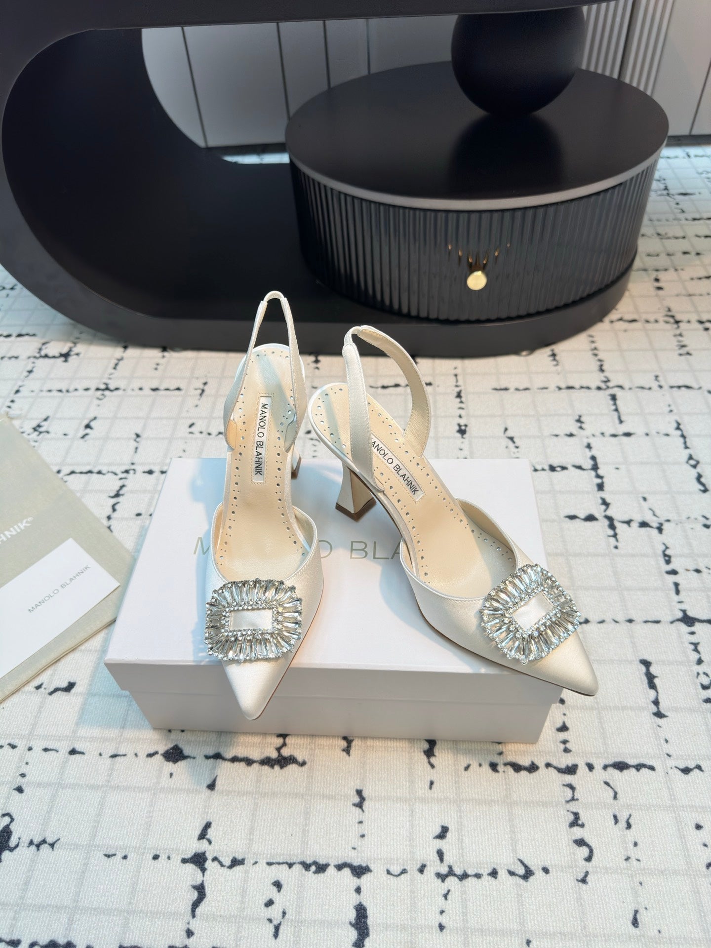Manolo Blahnik-2024 高跟鞋 白色
