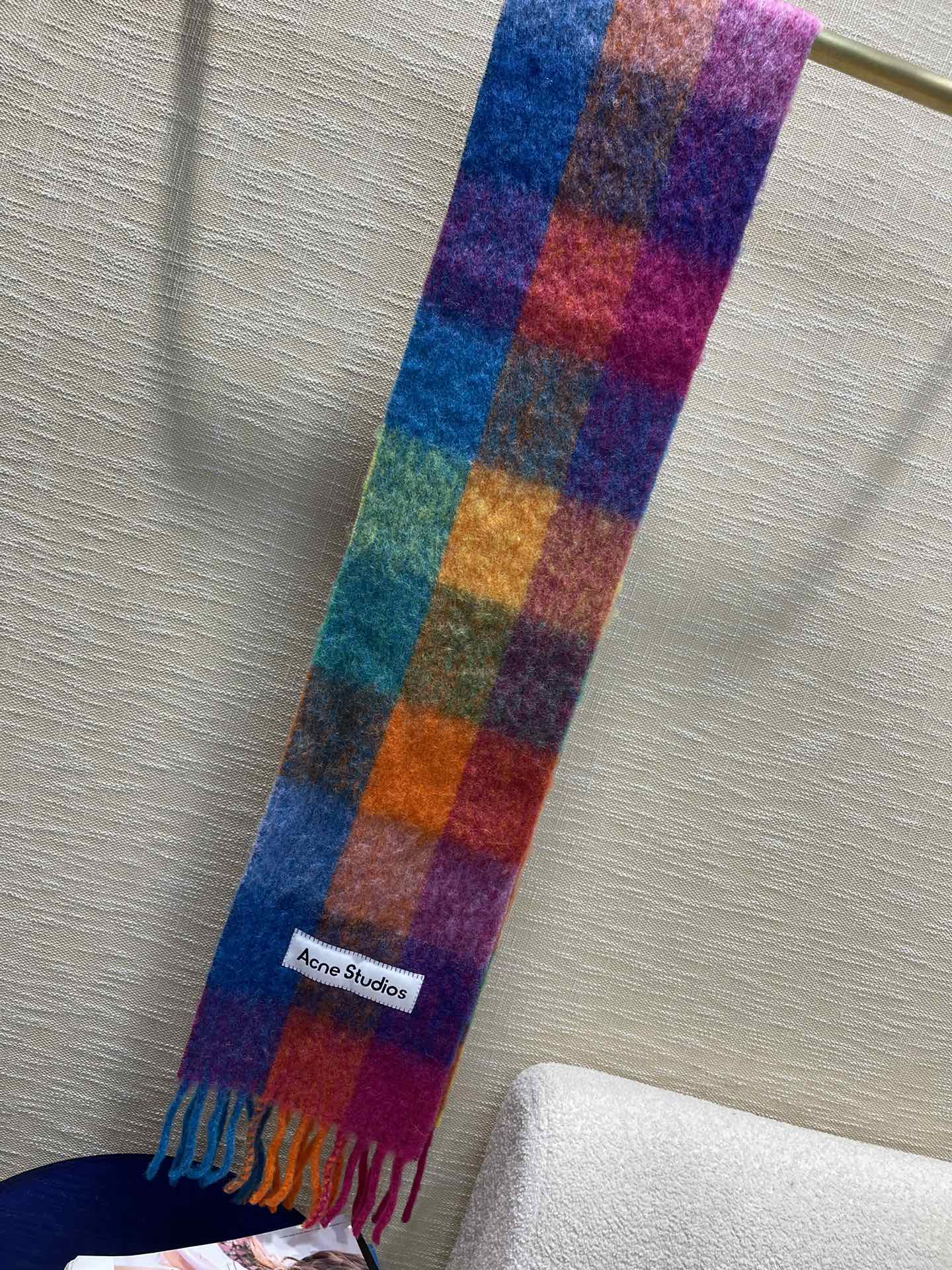 ACNE-2024羊絨大圍巾 28*250 深色