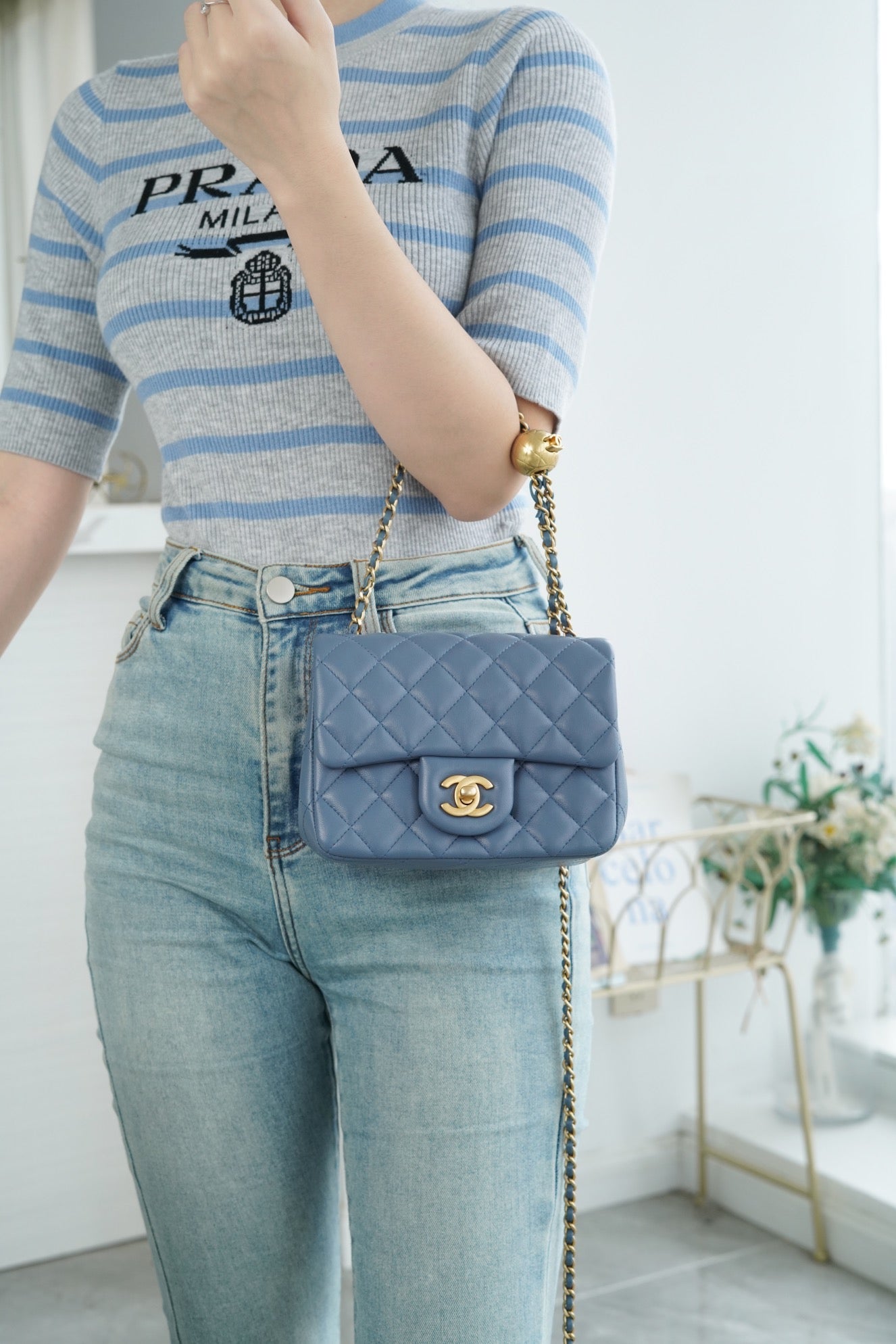 小香家_Chanel 23k 金球方胖子 霧霾藍色