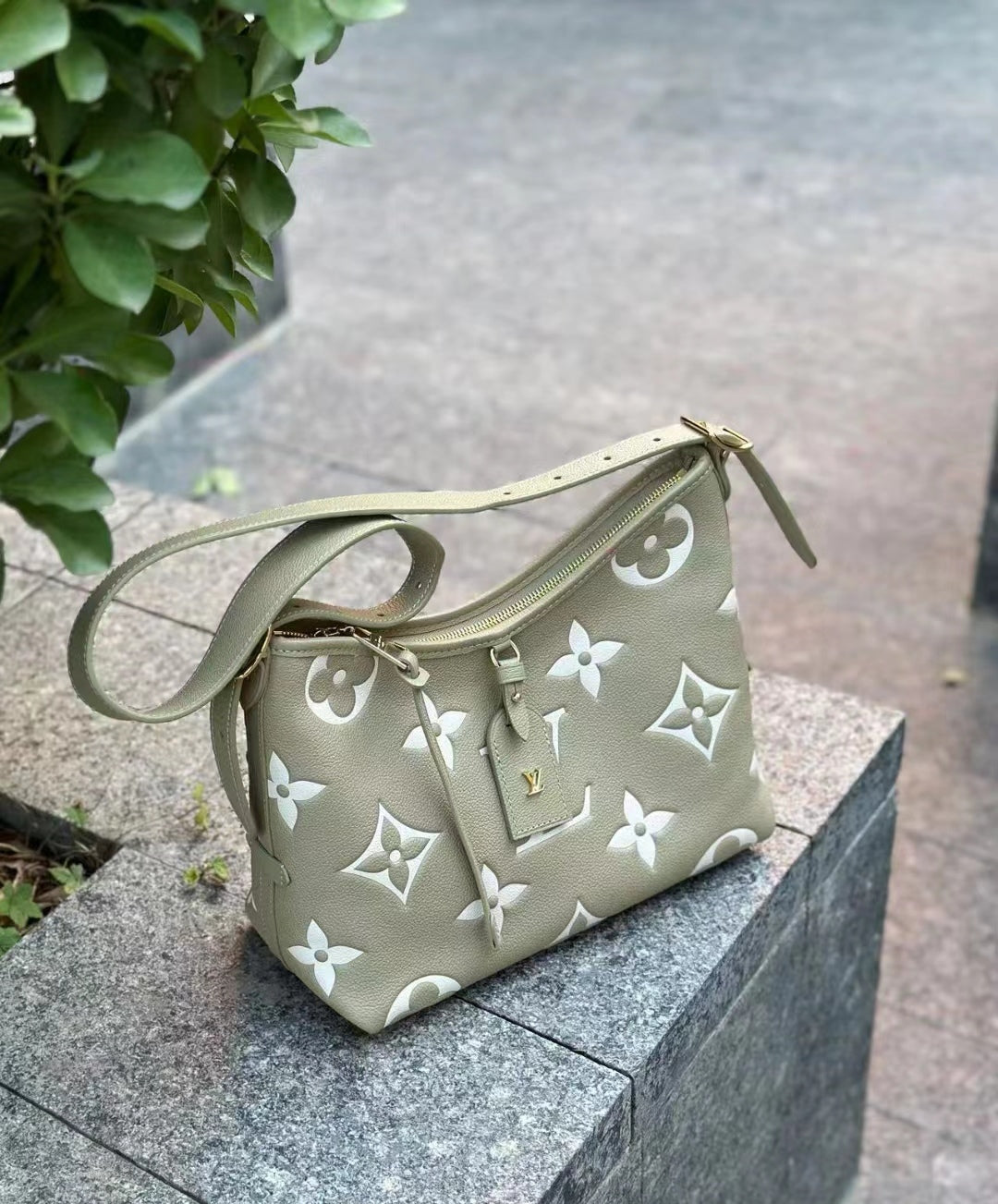 M46672 路L家-CarryAll PM 草綠色