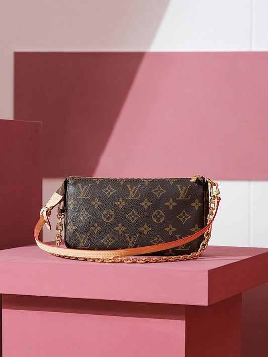 M82766 路L家-POCHETTE ACCESSOIRES麻將包
